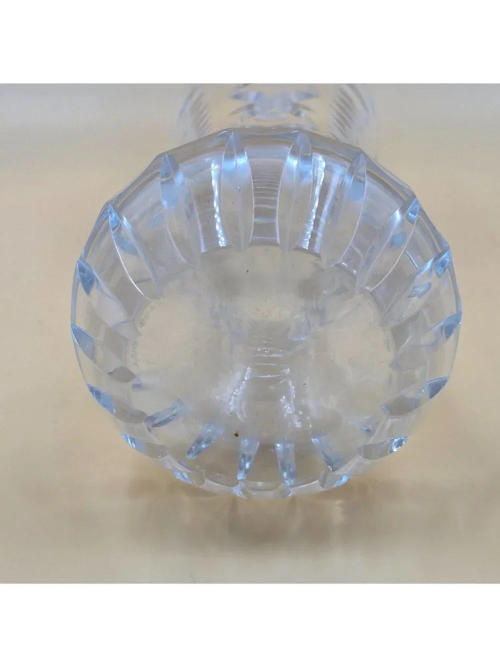 Vintage Criss Cross Cut Clear Glass Bud Vase Starburst Floral Display - Picture 5 of 6